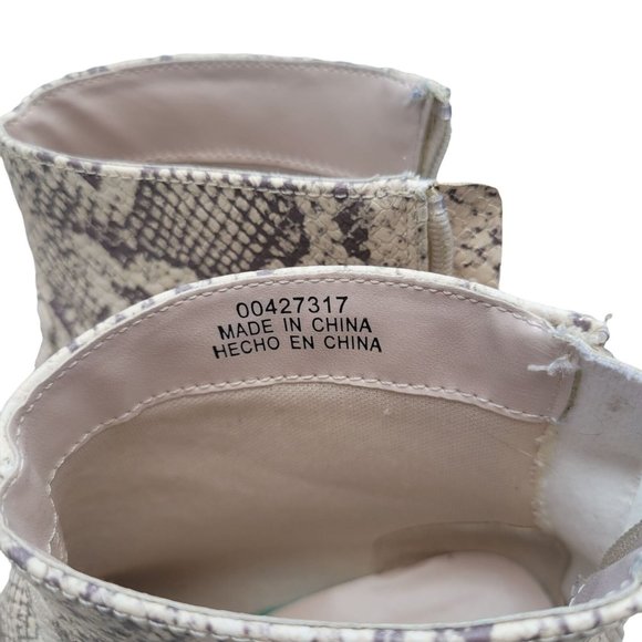 Forever 21 Booties 7.5 Ivory Ankle Faux Snakeskin Pointed Toe Adult Womens - Picture 4 of 10